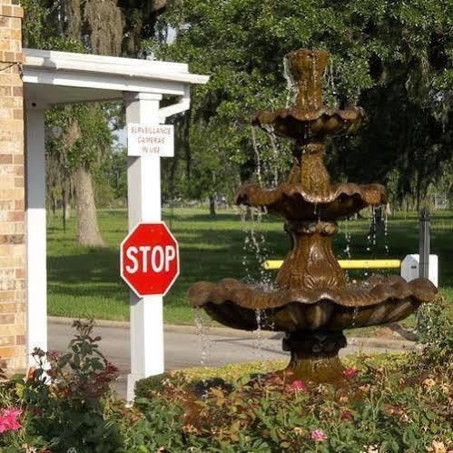Columbia Lakes Hotel & Conference Center West Columbia Εξωτερικό φωτογραφία